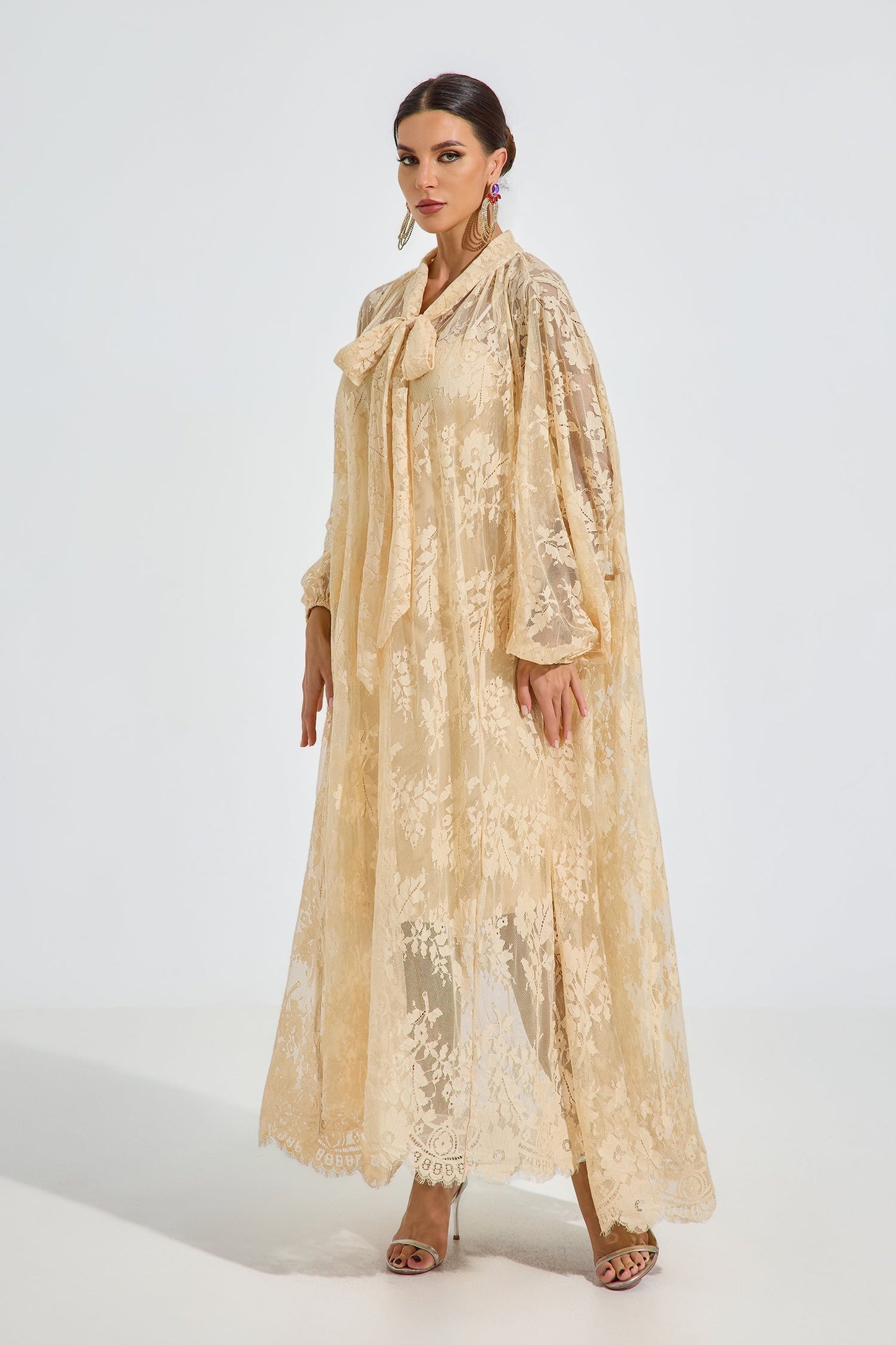 Chanelle Vintage Dantel Maxi Elbise