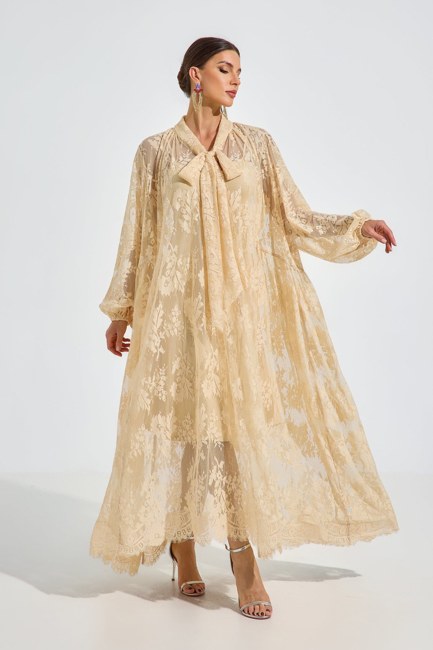 Chanelle Vintage Dantel Maxi Elbise