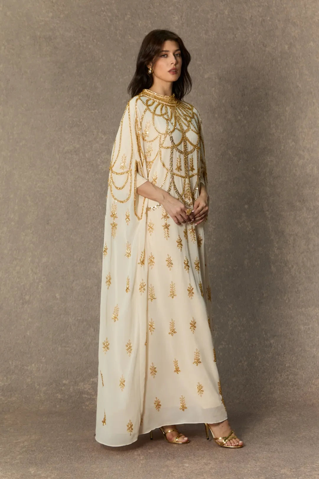 Mükemmel Lüks Bej Payetli İşlemeli Maxi Kaftan