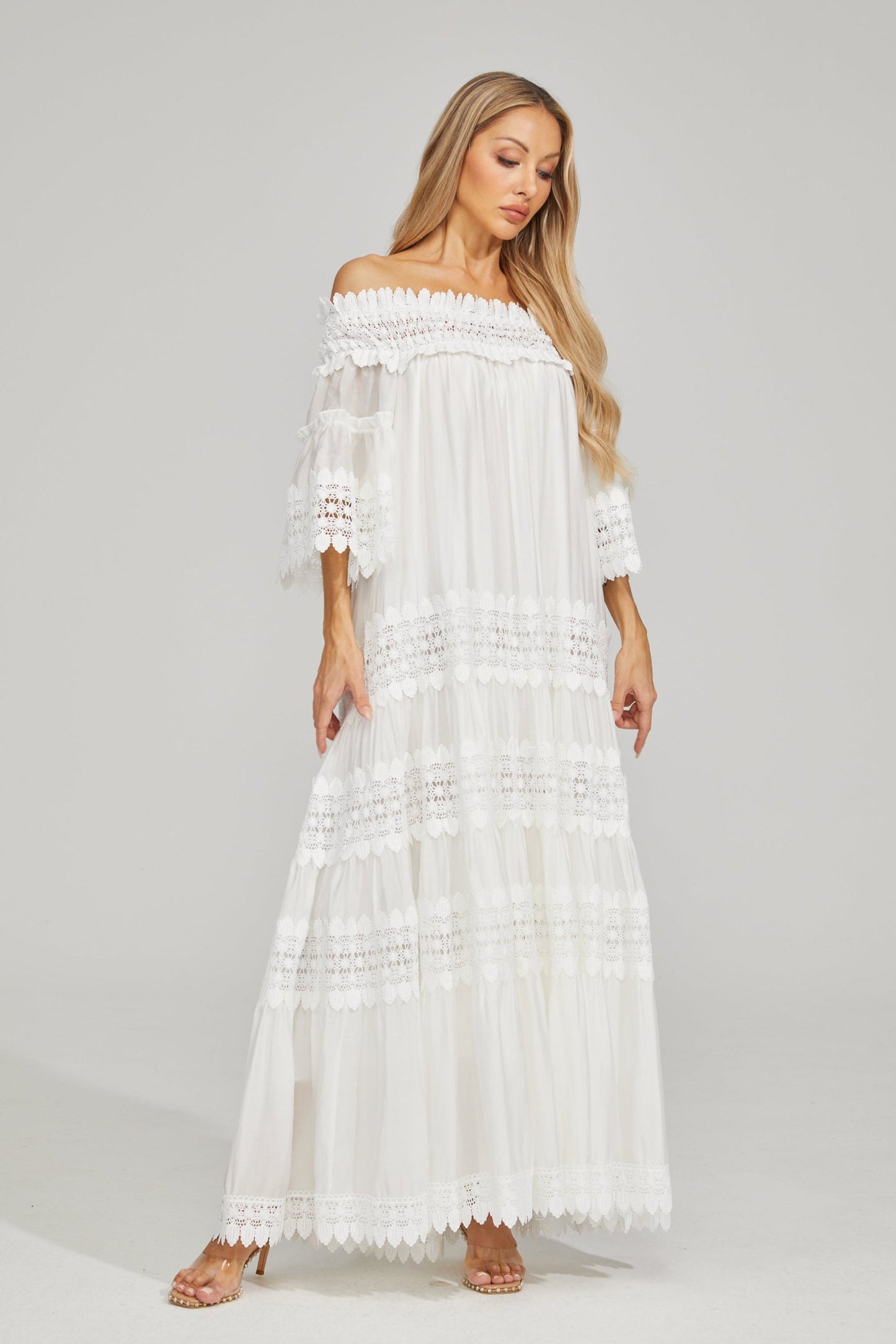 Rainaude Off-Shoulder Dantel Maxi Elbise