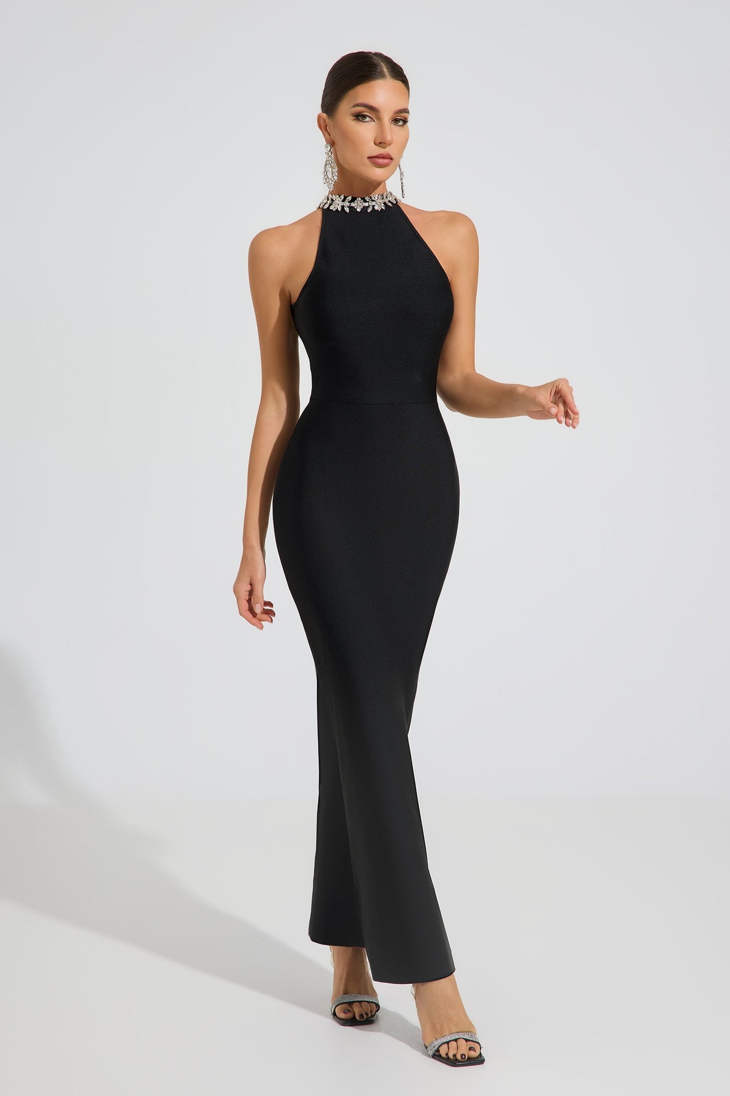 Veronica Noir Halter Maxi Elbise