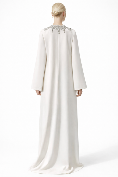 Yüksek yaka taşlı kaftan maxi elbise, geniş kollar - İNCİ