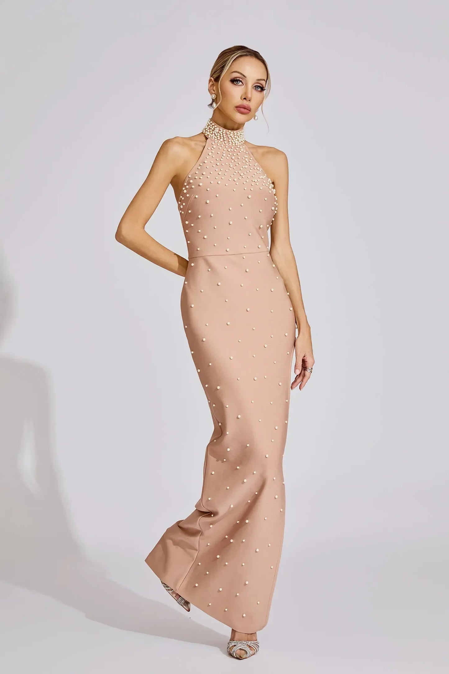 Valentina Bej İnci Halter Maxi Elbise